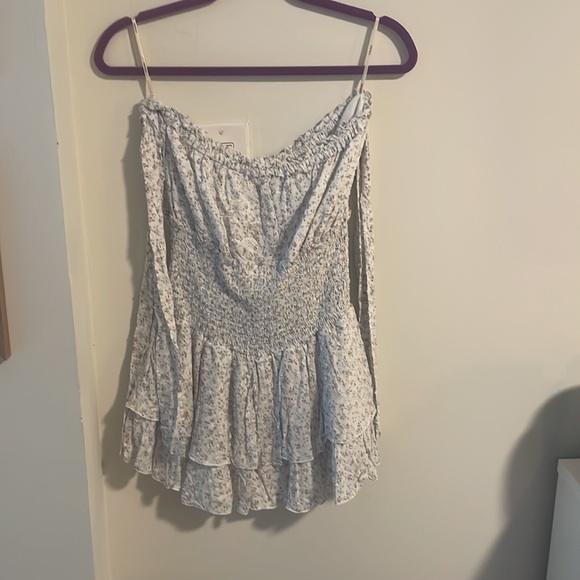 Forever21 Romper - Picture 2 of 3